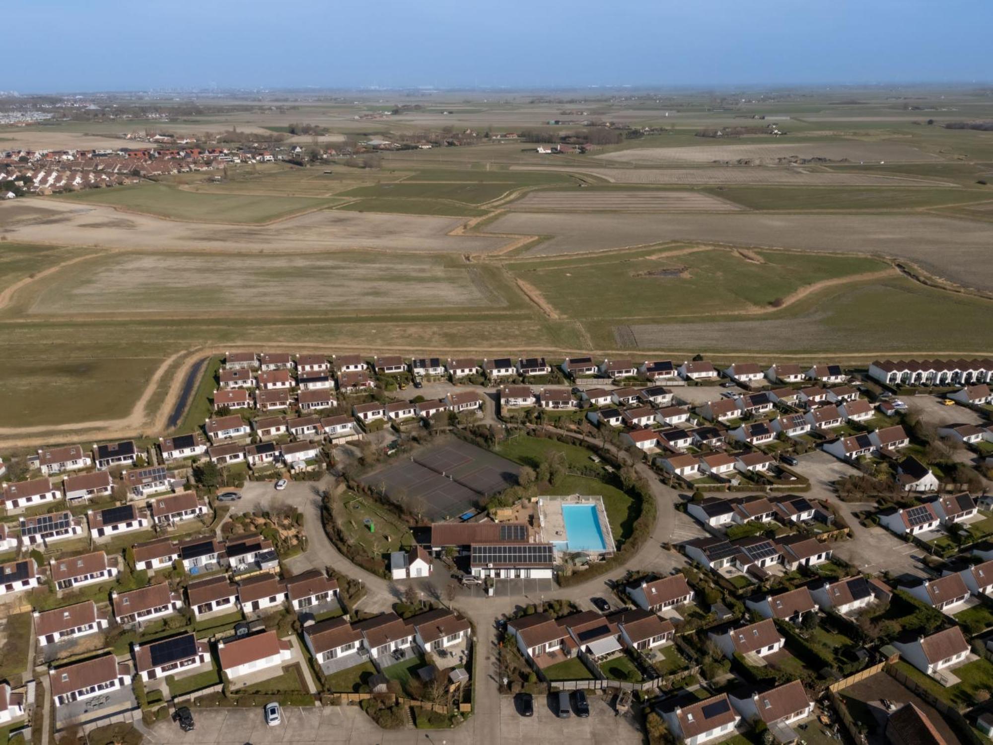 Holiday Home Zeepark Zeepolder-7 By Interhome De Haan Dış mekan fotoğraf
